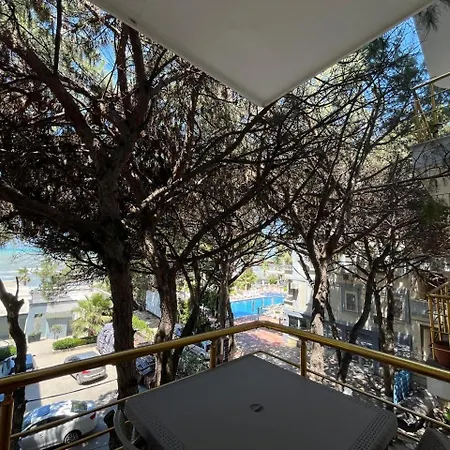 公寓 Sea View Apartment, Golem, Mali I Robit